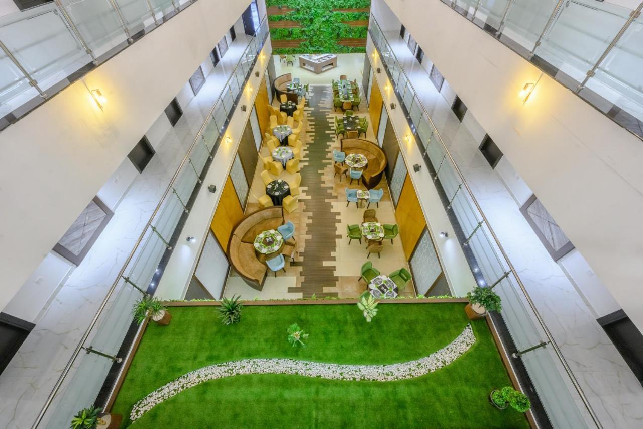 Essentia Manipal Inn Udupi Εξωτερικό φωτογραφία
